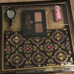 Beautifully Makeup Kit